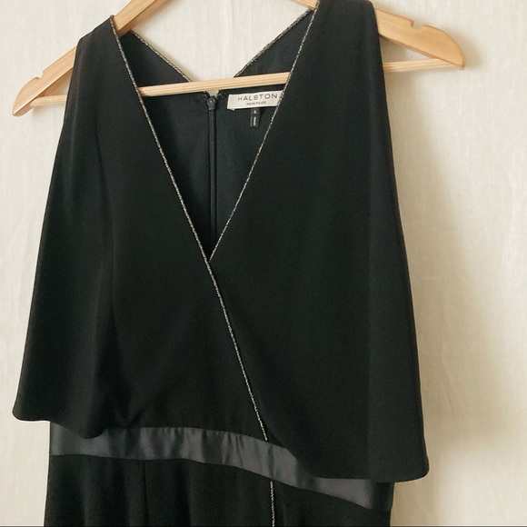 Hailstones Heritage Black Sleeveless Cape Dress - Picture 5 of 10